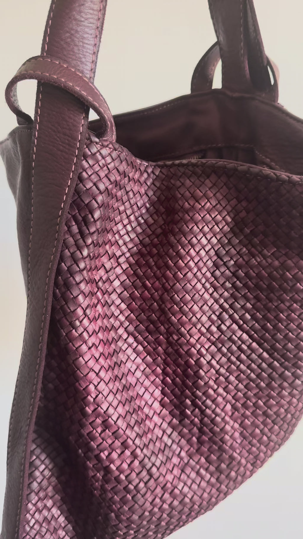 Cervo Grande - Handwoven Italian Leather Shoulder Bag